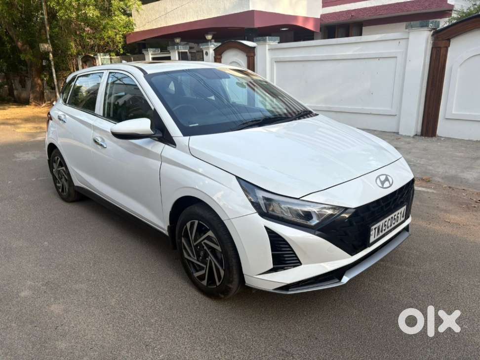 Hyundai I20 Asta (o) 1.2 Mt, 2024, Petrol