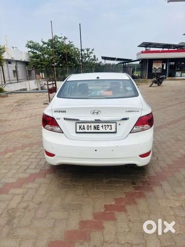 Hyundai Verna Fluidic Petrol Manual 2012