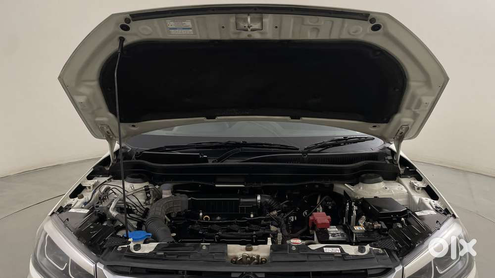 Maruti Suzuki Vitara Brezza 1.5 Zxi Plus At, 2022, Petrol