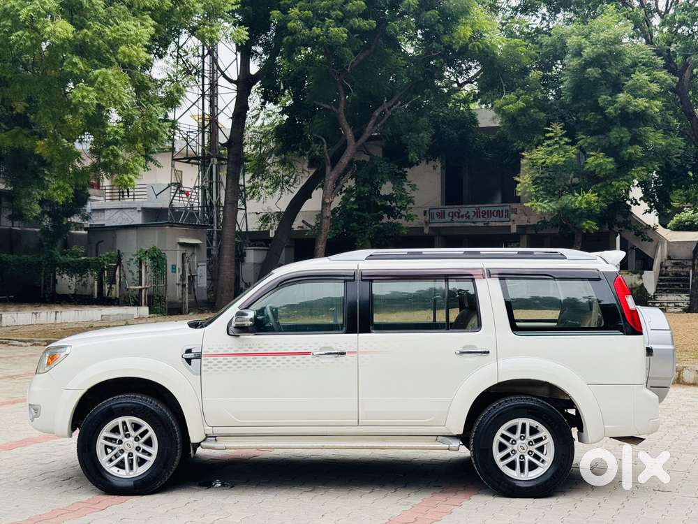 Ford Endeavour 3.0l 4x4 At, 2011, Diesel