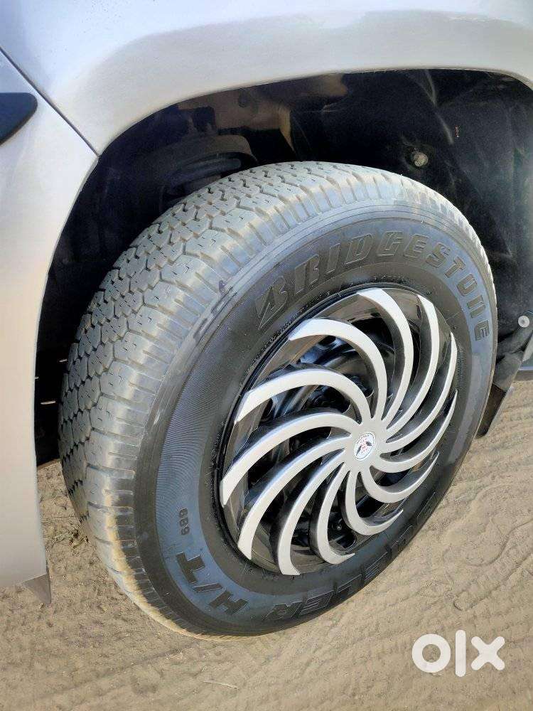 Mahindra Tuv 300 T6, 2016, Diesel