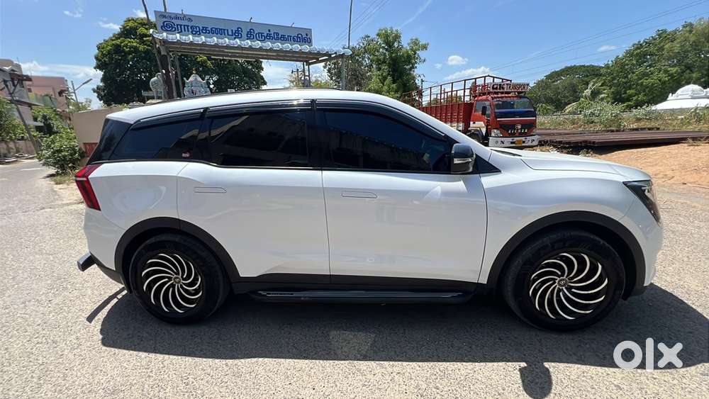 Mahindra Xuv700 7 Seater 2024 Diesel Very Well Maintained