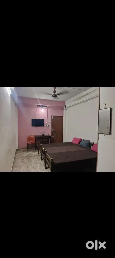 1BHK in Thevara