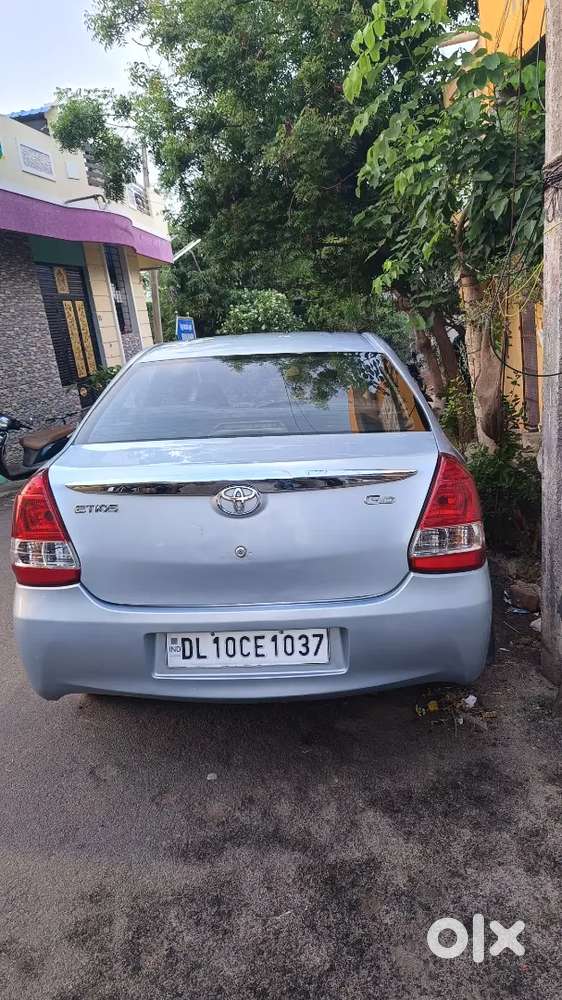 Toyota Etios 2012 Petrol 85000 Km Driven