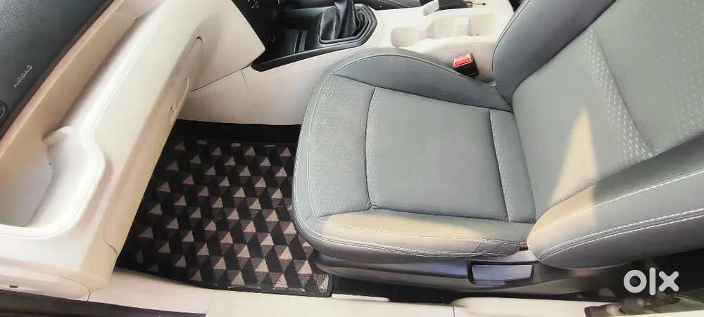 Mahindra Xuv300 Diesel Manual 2022 First Owner With Sunroof