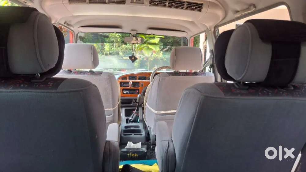 Toyota Qualis 2004 Diesel Well Maintained, Good Condition