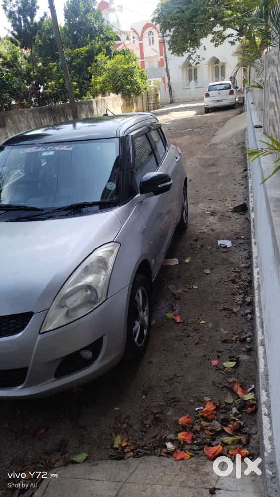 Maruti Suzuki Swift Vxi Optional, 2012, Petrol