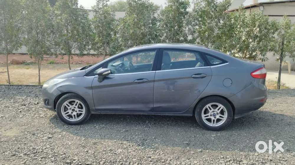 Ford Fiesta 2014 Diesel 132000 Km Driven,with Top Class Specs