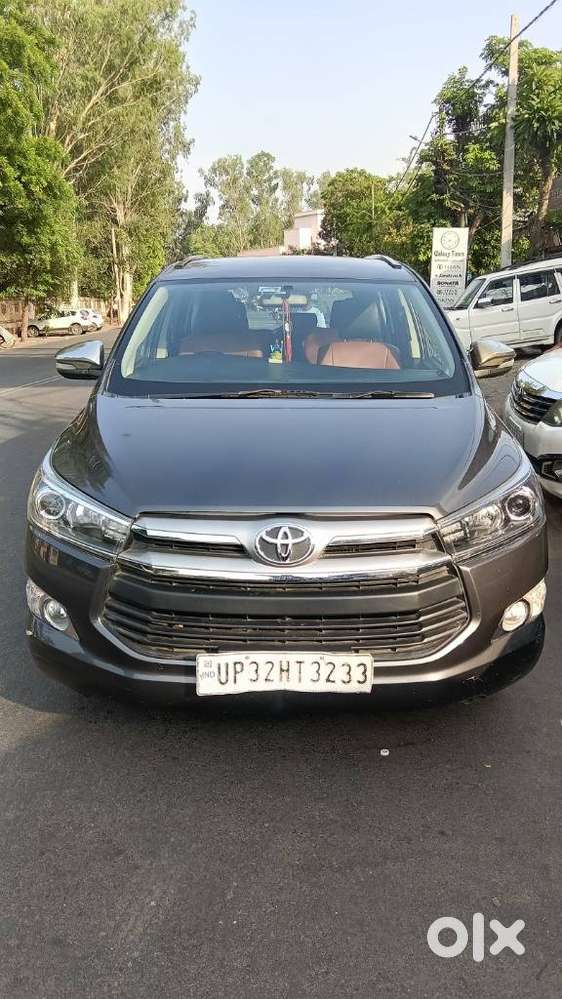 Toyota Innova Crysta 2.4 V 8 Str, 2017, Diesel