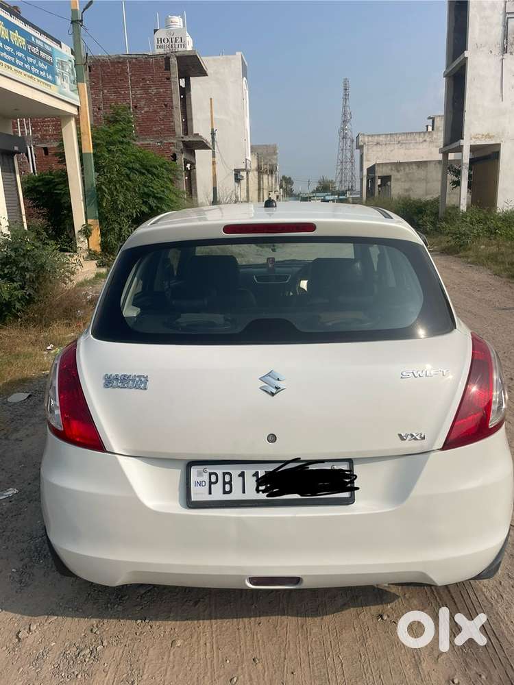 Maruti Swift Petrol Manual 2012