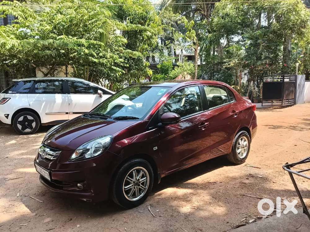 Honda Amaze Smt Ivtech 2015 Model
Company Service