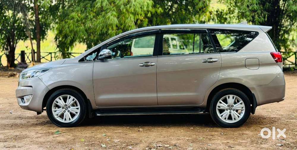 Toyota Innova Crysta 2.8z Automatic, 2019, Diesel