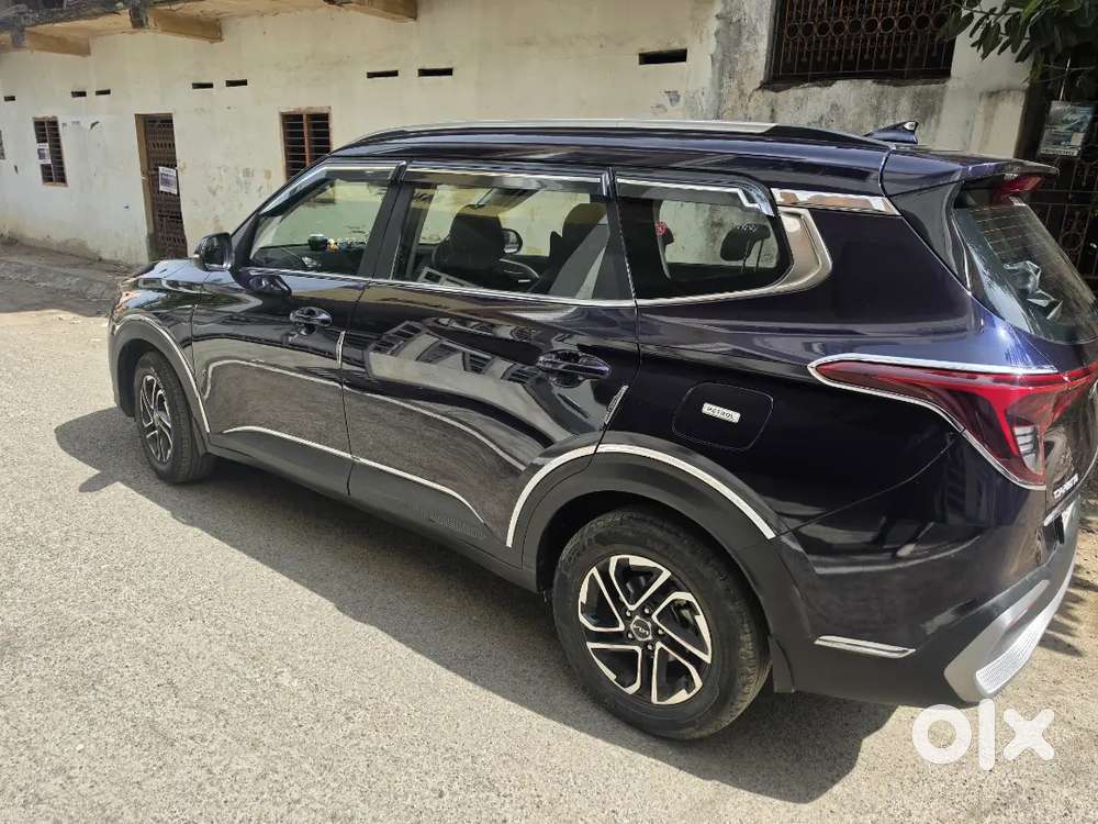 Kia Carens 2022 Petrol 24800 Km Driven