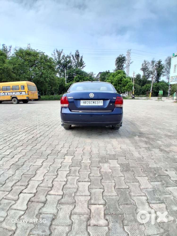 Volkswagen Vento 1.5 Tdi Comfortline At, 2015, Petrol