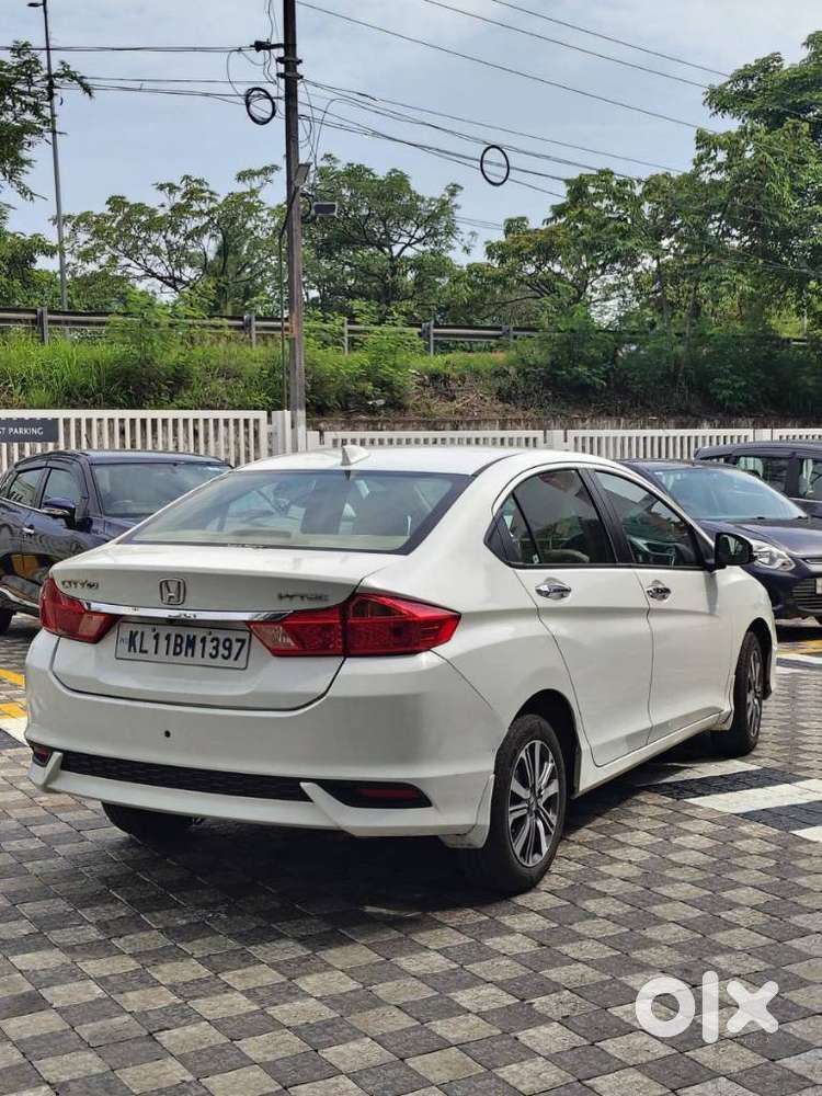 Honda City 1.5 V 4th Gen I-vtec Mt, 2018, Petrol