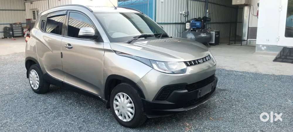 Mahindra Kuv 100