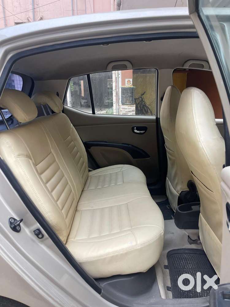 Hyundai I10 [2010-2017] 1.2 Sportz At, 2011, Petrol