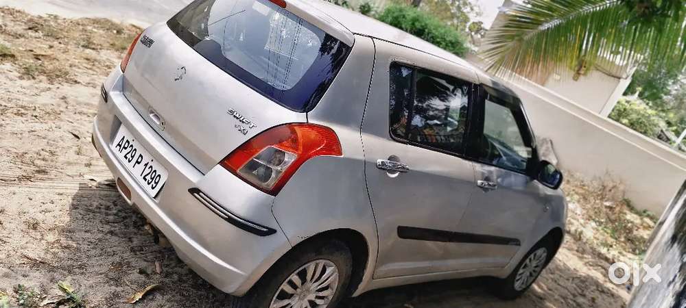 Maruti Suzuki Swift 2006 Petrol 108300 Km Driven