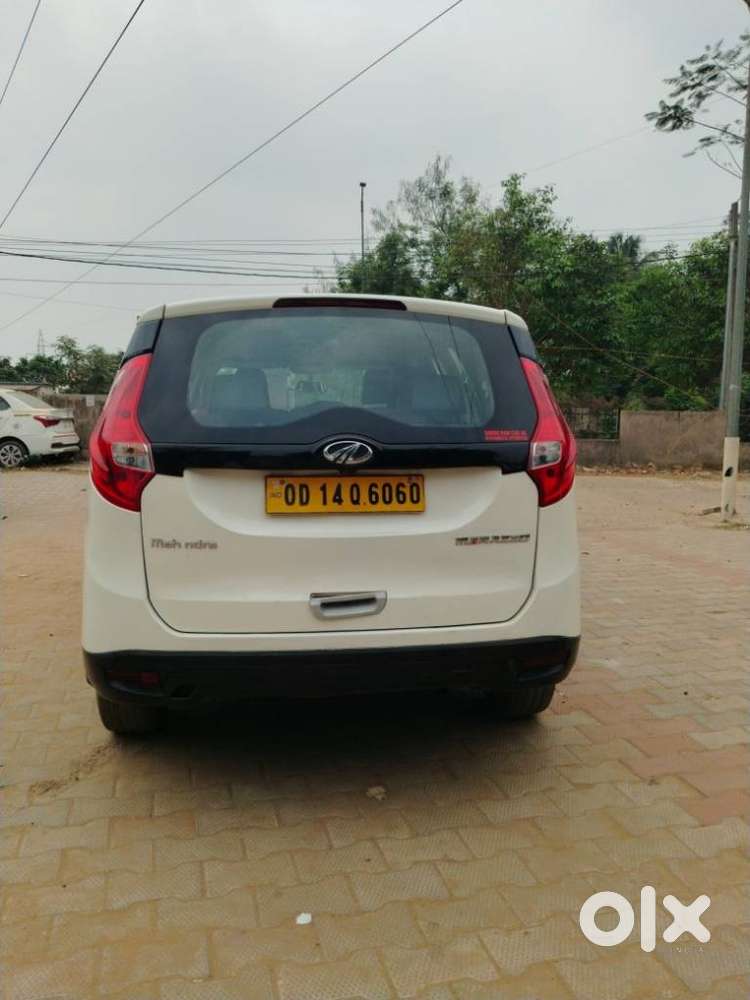 Mahindra Marazzo M4 8str, 2018, Diesel