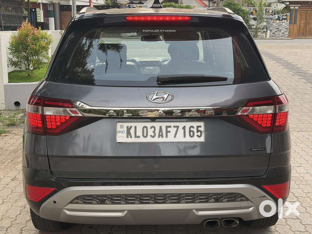 Hyundai Alcazar Signature (o) 7 Seater 1.5 Diesel At Adventure Dual ..