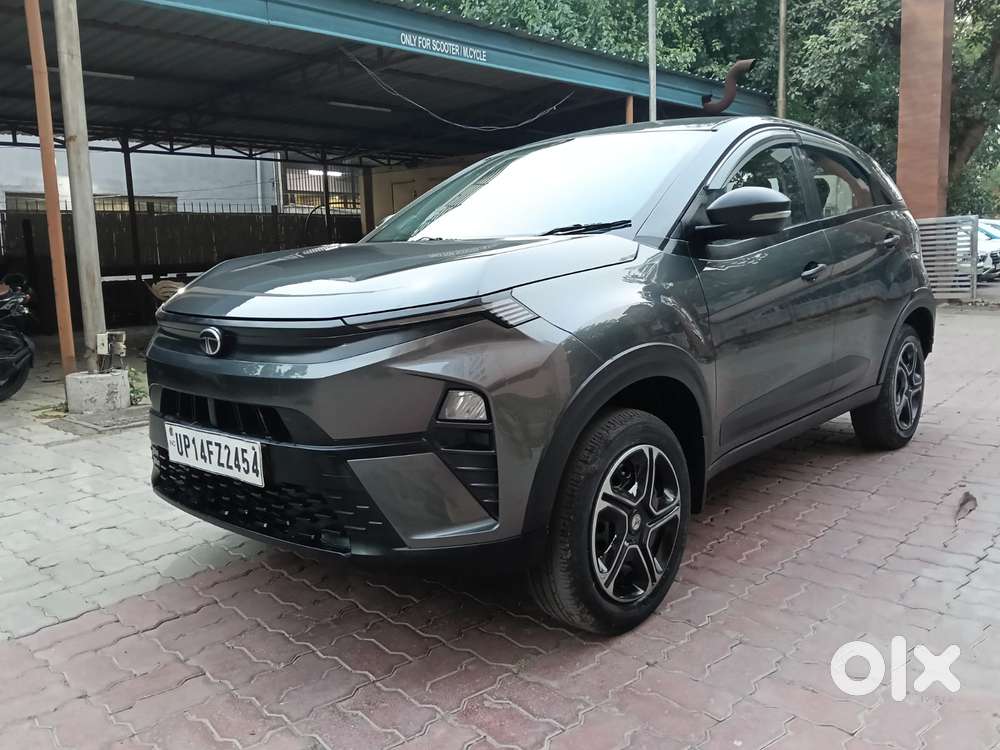 Tata Nexon Smart Plus S 1.2 Revotron Petrol 5 Mt, 2024, Cng & Hybrid..