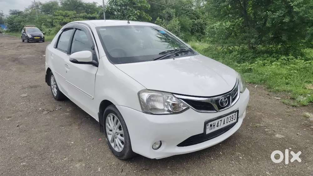 Toyota Etios Vx 2015 (aftermarket Lovato Cng Fitting)