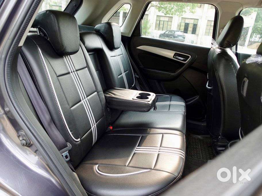 Maruti Suzuki Brezza 1.5 Zxi Smart Hybrid Dual Tone, 2022, Petrol