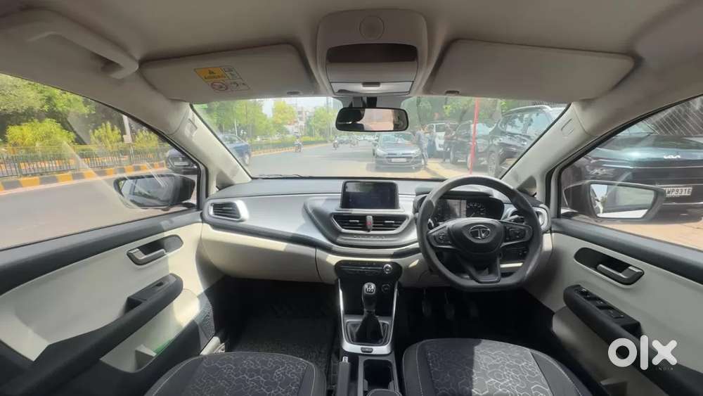 Tata Altroz Xza Plus (o) (s), 2024, Petrol