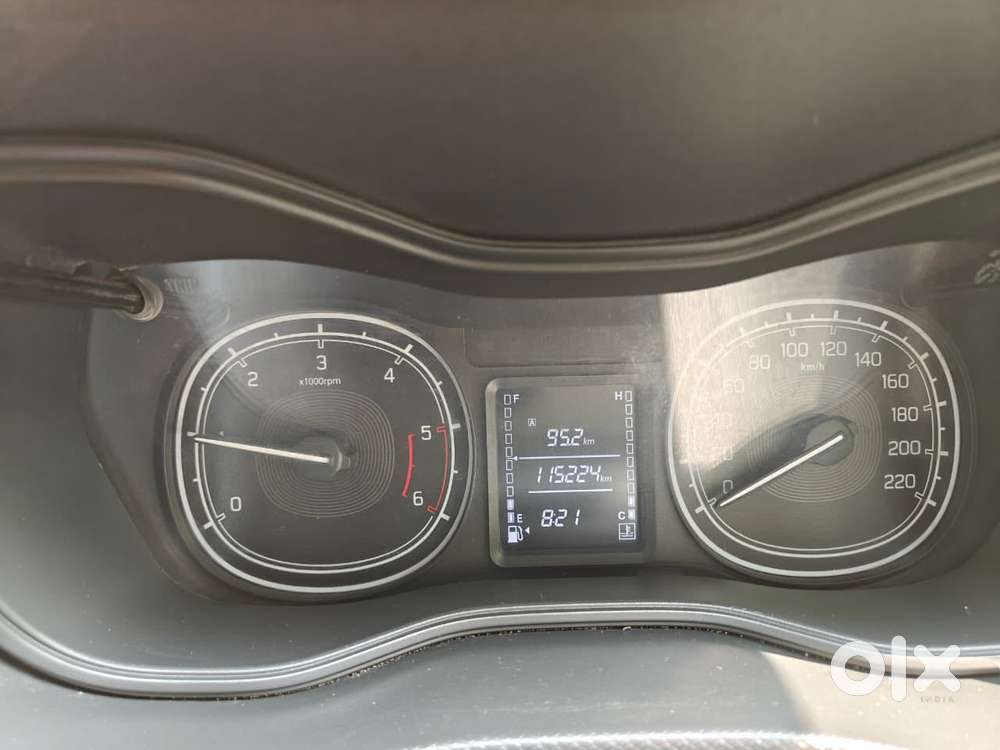 Maruti Suzuki Vitara Brezza Vdi Mt, 2016, Diesel