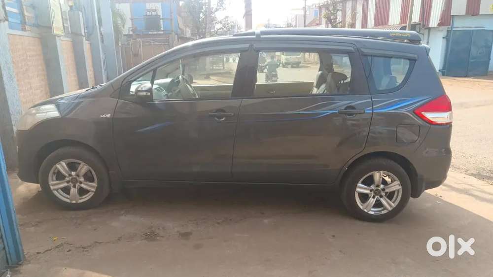 Maruti Suzuki Ertiga 2015 Diesel 210000 Km Driven