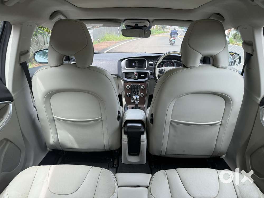 Volvo V40 D3 R Design, 2017, Diesel