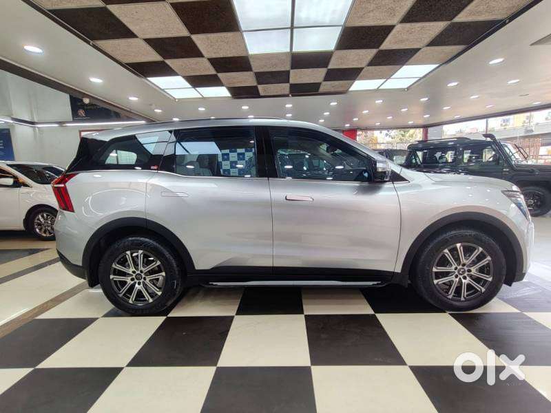 Mahindra Xuv700 2.2 Ax 7 Diesel At Luxury Pack Str, 2022, Diesel