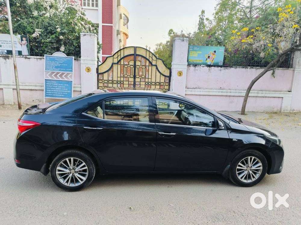 Toyota Corolla Altis 2013-2017 Vl At, 2017, Petrol