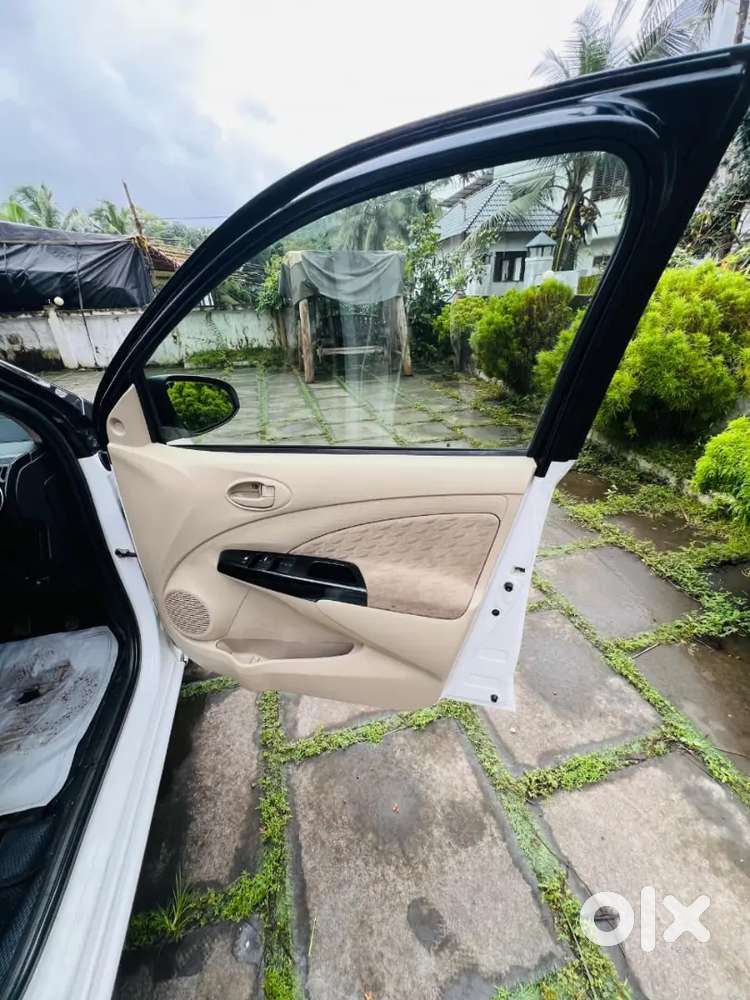 Toyota Etios Liva Vxd 2019