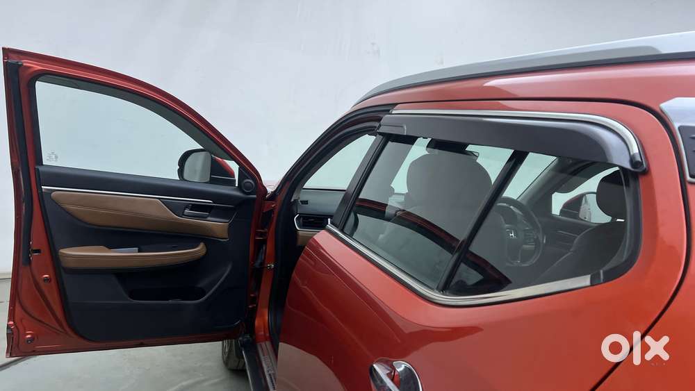 Honda Elevate Zx Mt, 2023, Petrol