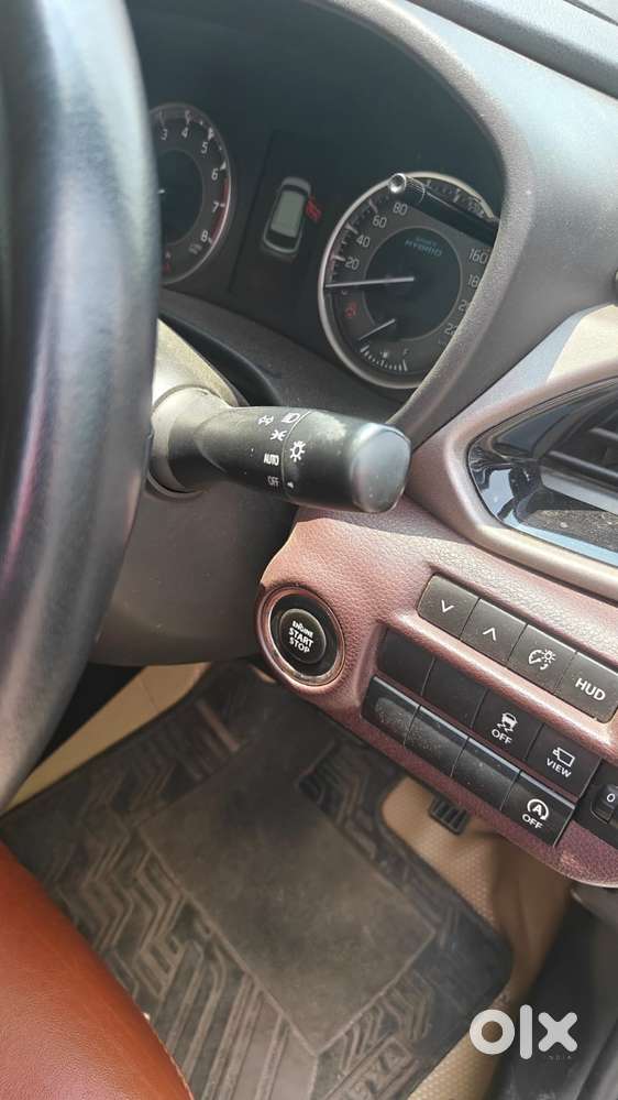 Maruti Suzuki Fronx Alpha 1.0l Turbo 6 At, 2023, Petrol