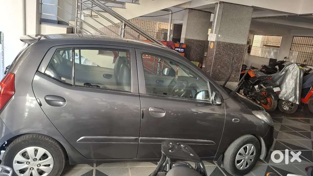 Hyundai I10 Sportz 2011 Car