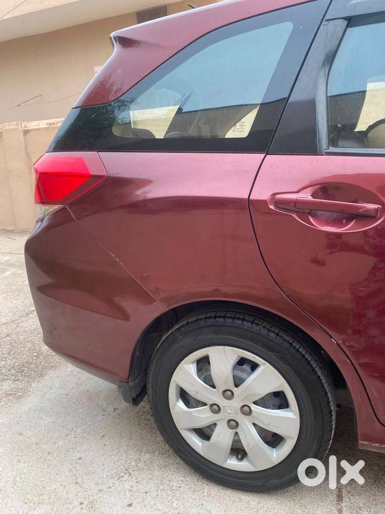 Honda Mobilio Diesel Car