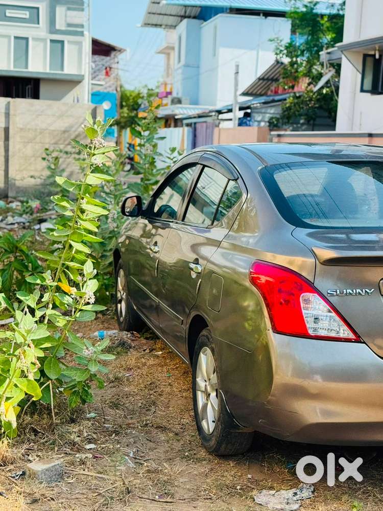 Nissan Sunny Diesel 2012