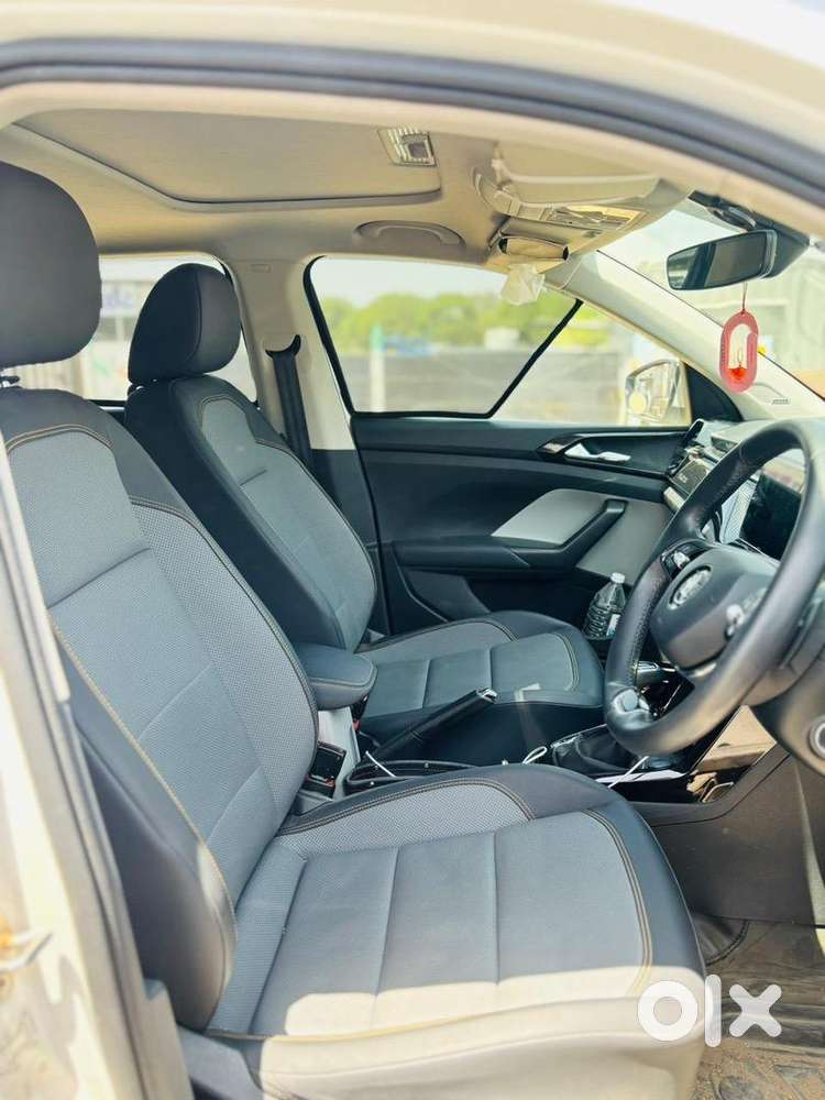 Skoda Kushaq 2025 Petrol 14300 Km Driven