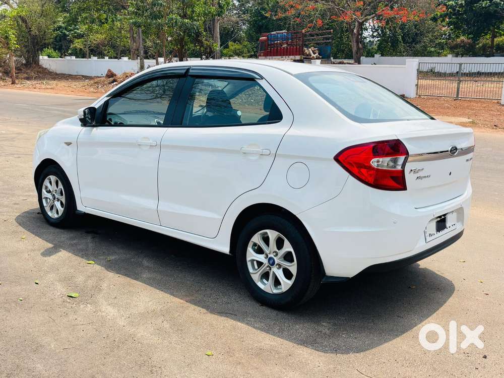 Ford Aspire Titatinium Blu Ti-vct, 2015, Petrol