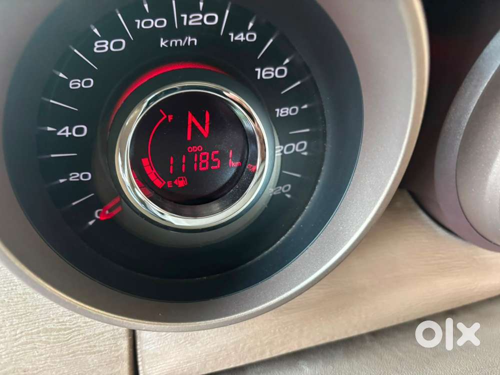 Mahindra Xuv500 Diesel 111850 Km Driven