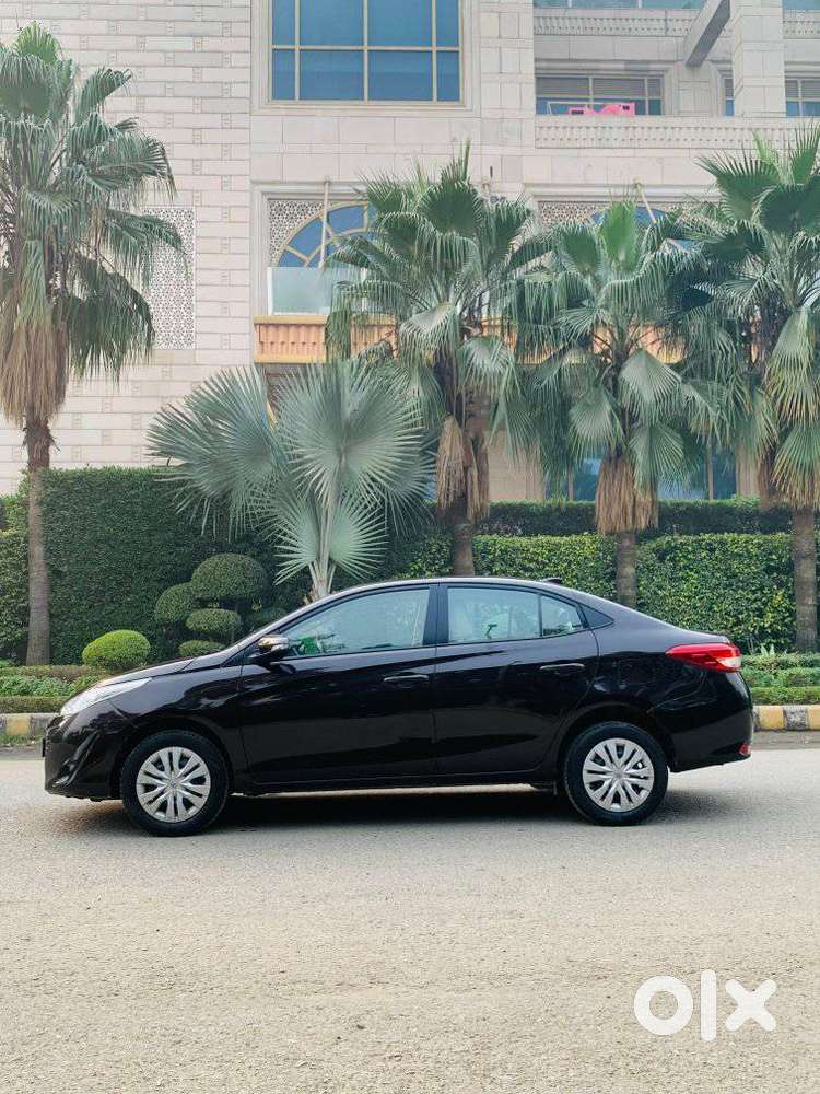 Toyota Yaris G Cvt, 2019, Petrol