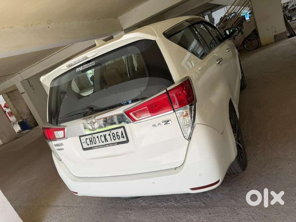 Toyota Innova Crysta 2022 Diesel Well Maintained