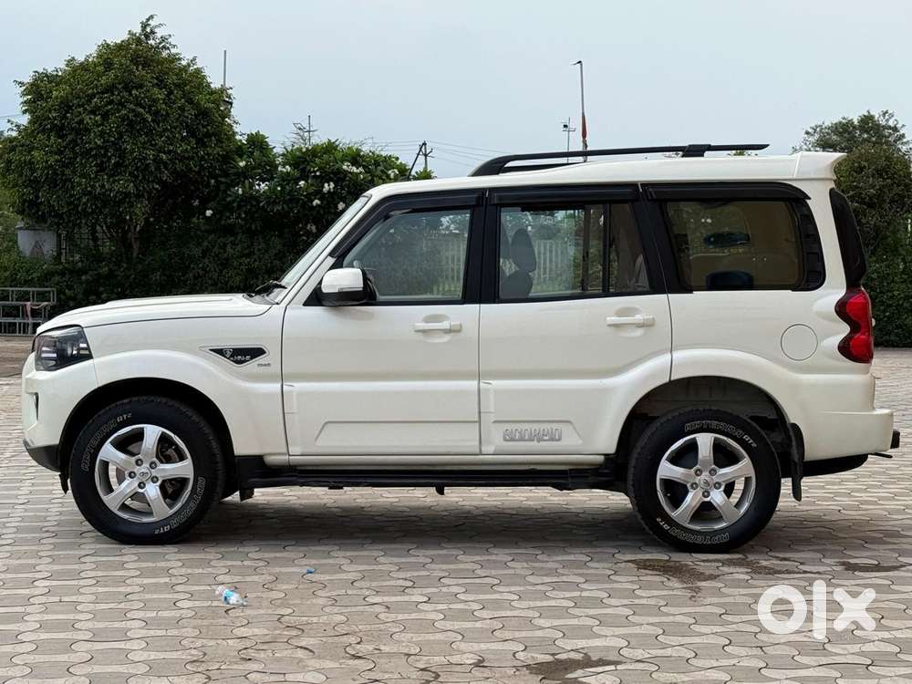 Mahindra Scorpio [2020-2022] 2.2 S11 2wd, 2021, Diesel
