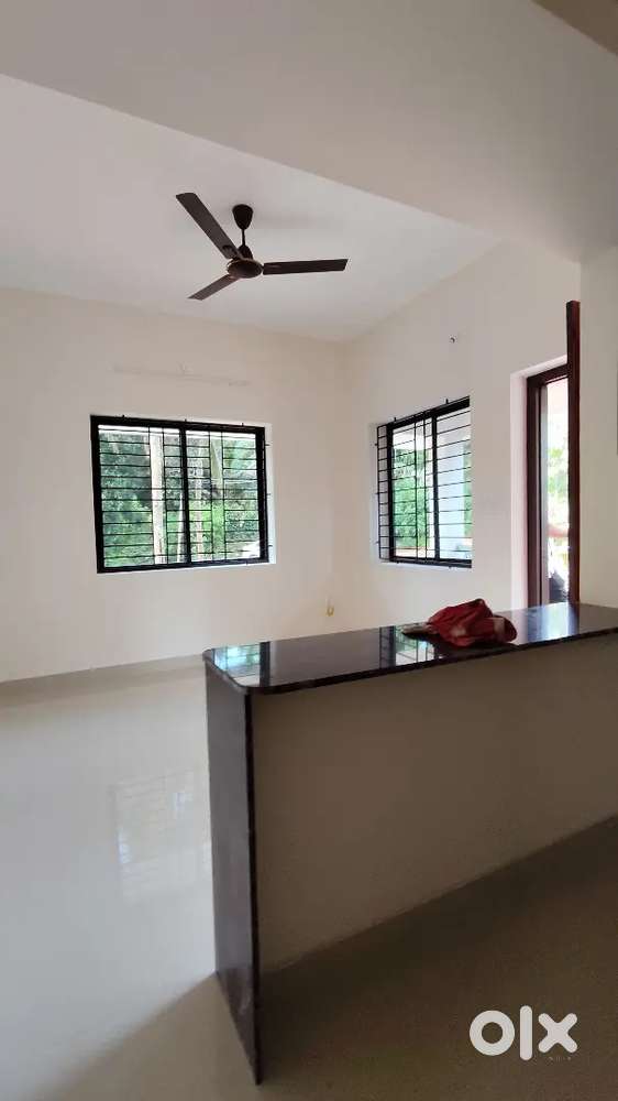 1BHK House for Rent ₹8,000  Kulshekara  Car Parking  24×7 Water