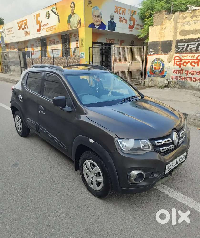 Renault Kwid 2016 Model Petrol Car.