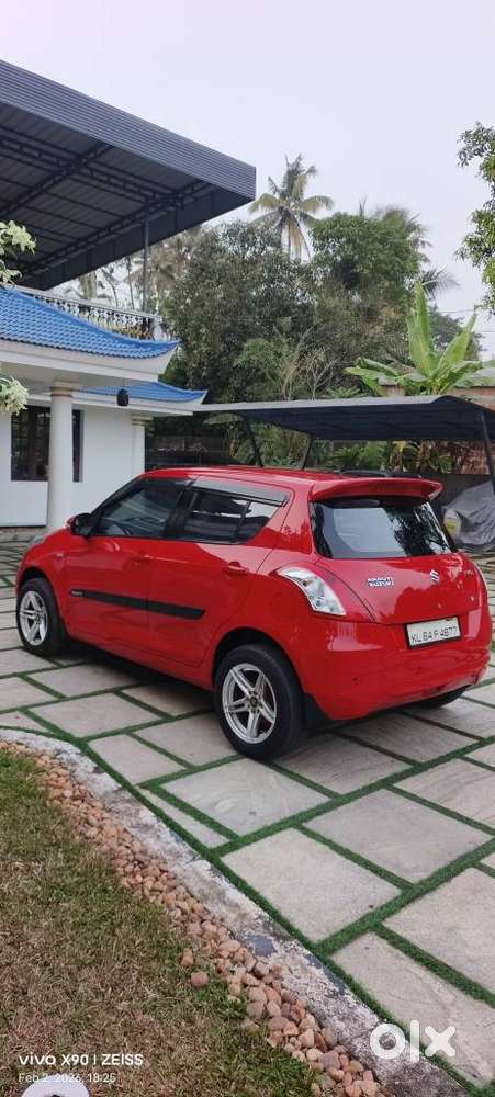 Maruti Suzuki Swift Vxi Optional, 2017, Petrol