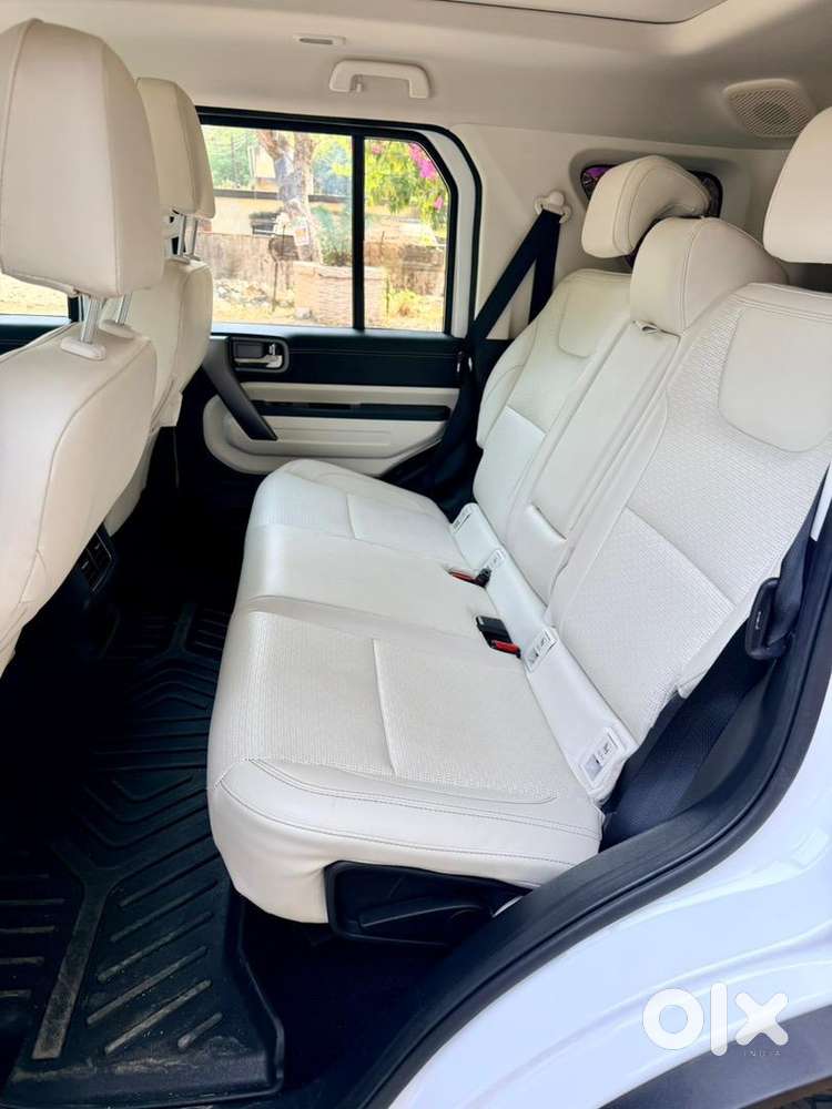 Mahindra Thar Roxx 2025 Diesel Manual