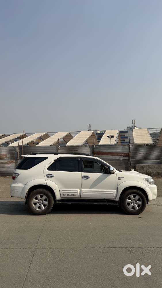 Toyota Fortuner 3.0 4x4 Manual, 2011, Diesel